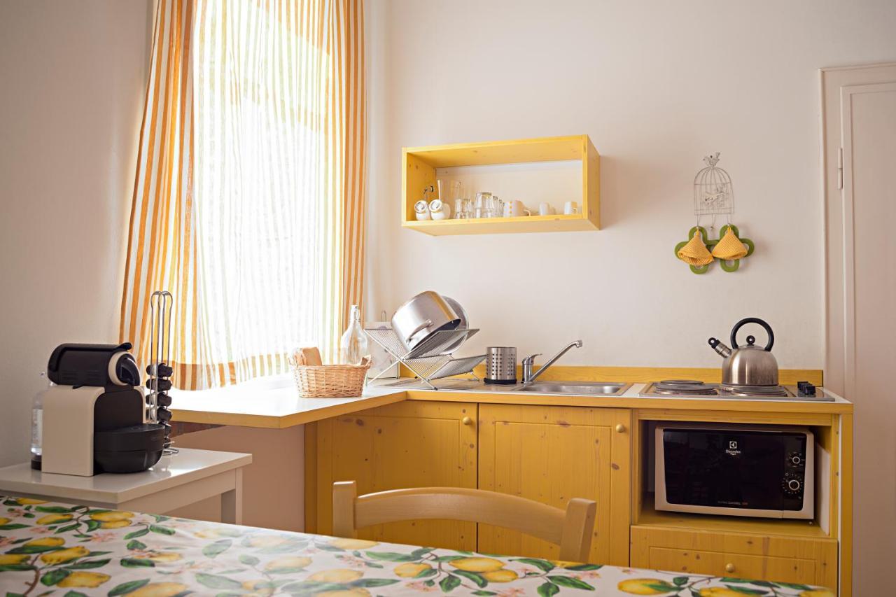 Agriturismo Lecolombare Ногароле Рока Екстериор снимка