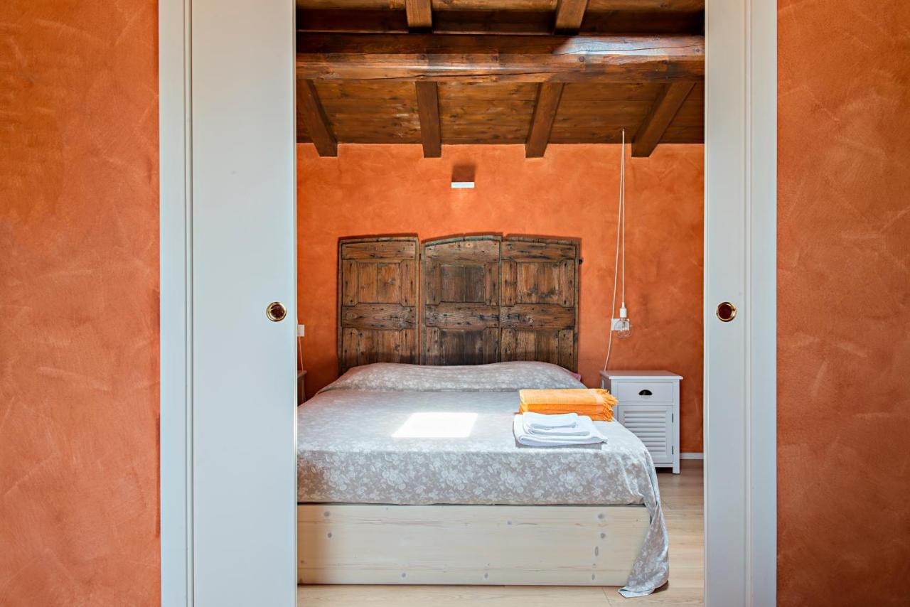 Agriturismo Lecolombare Ногароле Рока Екстериор снимка