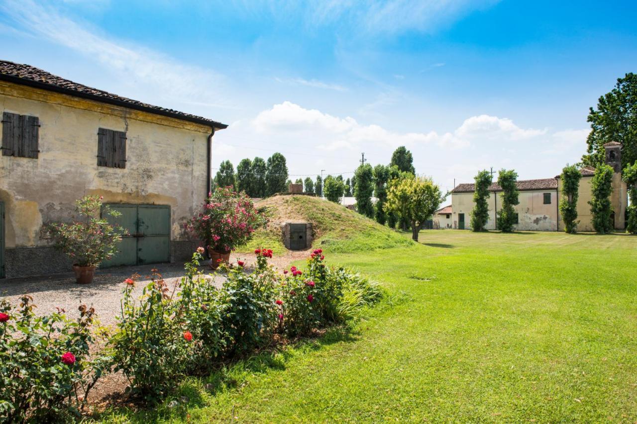Agriturismo Lecolombare Ногароле Рока Екстериор снимка