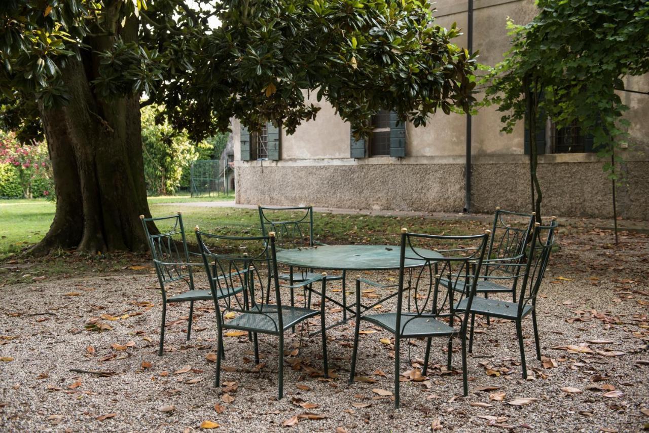 Agriturismo Lecolombare Ногароле Рока Екстериор снимка